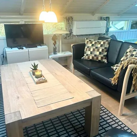 Hébergement de vacances Family With Sauna And Hot Tub Oksbøl