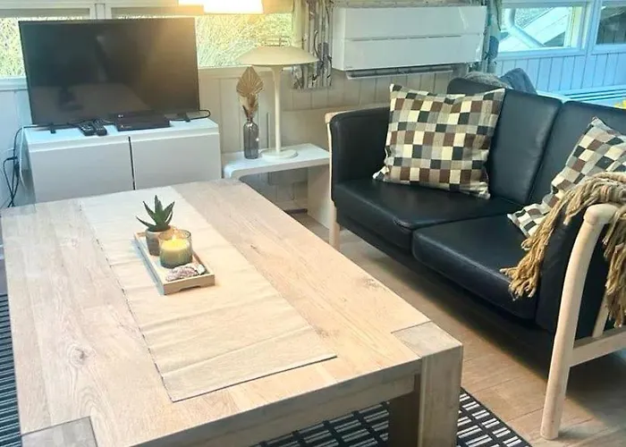 Casa vacanze Family With Sauna And Hot Tub Oksbøl